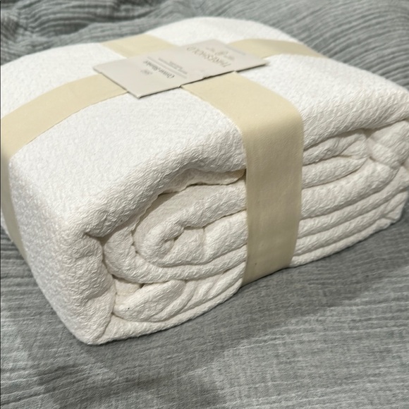 Threshold King 100% Lightweight White Cotton Textured Blanket Oversized 108x92 - Picture 6 of 6